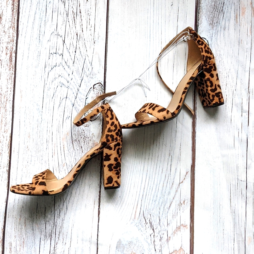 Leopard Print Chunky Heels - Picture 1 of 6